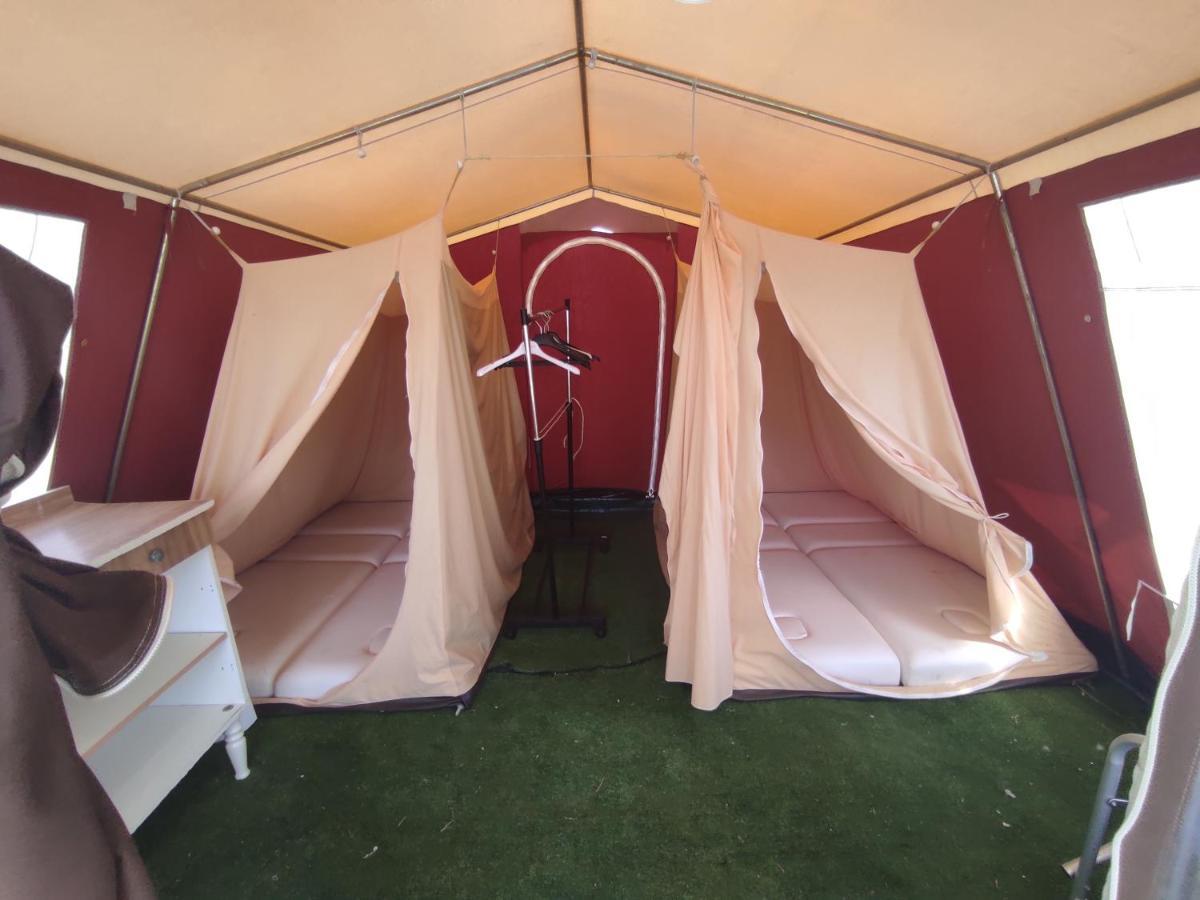 Camping Terreno-Ro-Bi-Li Hotell Cutrofiano Exteriör bild